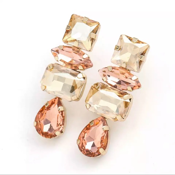 Linked Earrings made with SWAROVSKI ELEMENTS – Crystal Couture Crystal Made with Swarovski Elements Earrings